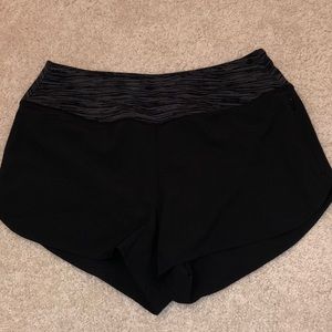 CRZ 4” size small black shorts